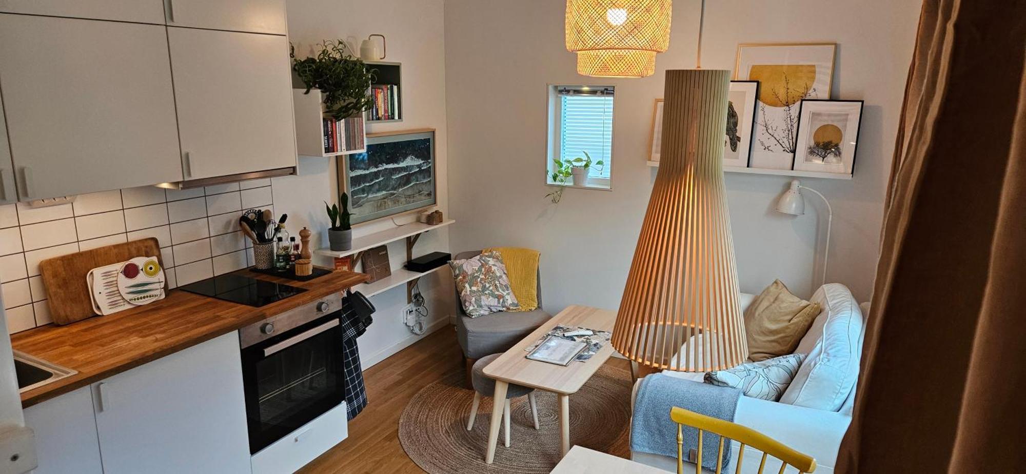 Tiny Grey House With Loft, 15 Min From City Center غوتنبرغ المظهر الخارجي الصورة